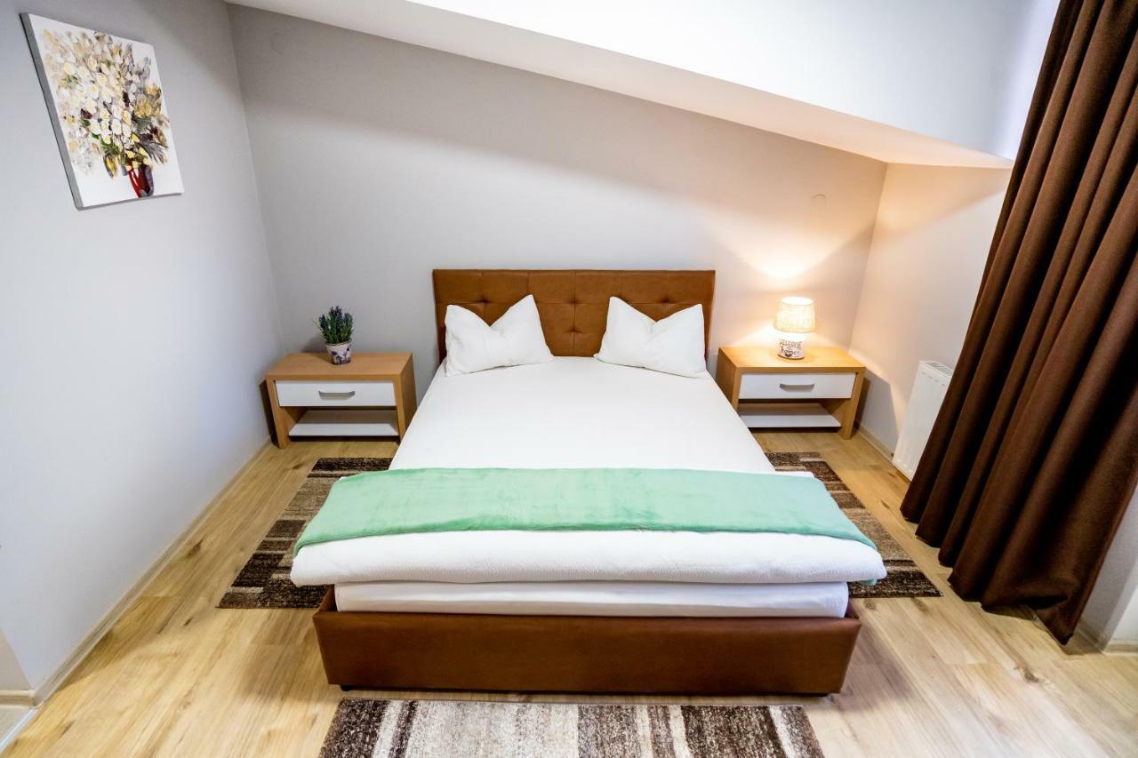 Casa Blum Ξενοδοχείο Lugoj Εξωτερικό φωτογραφία