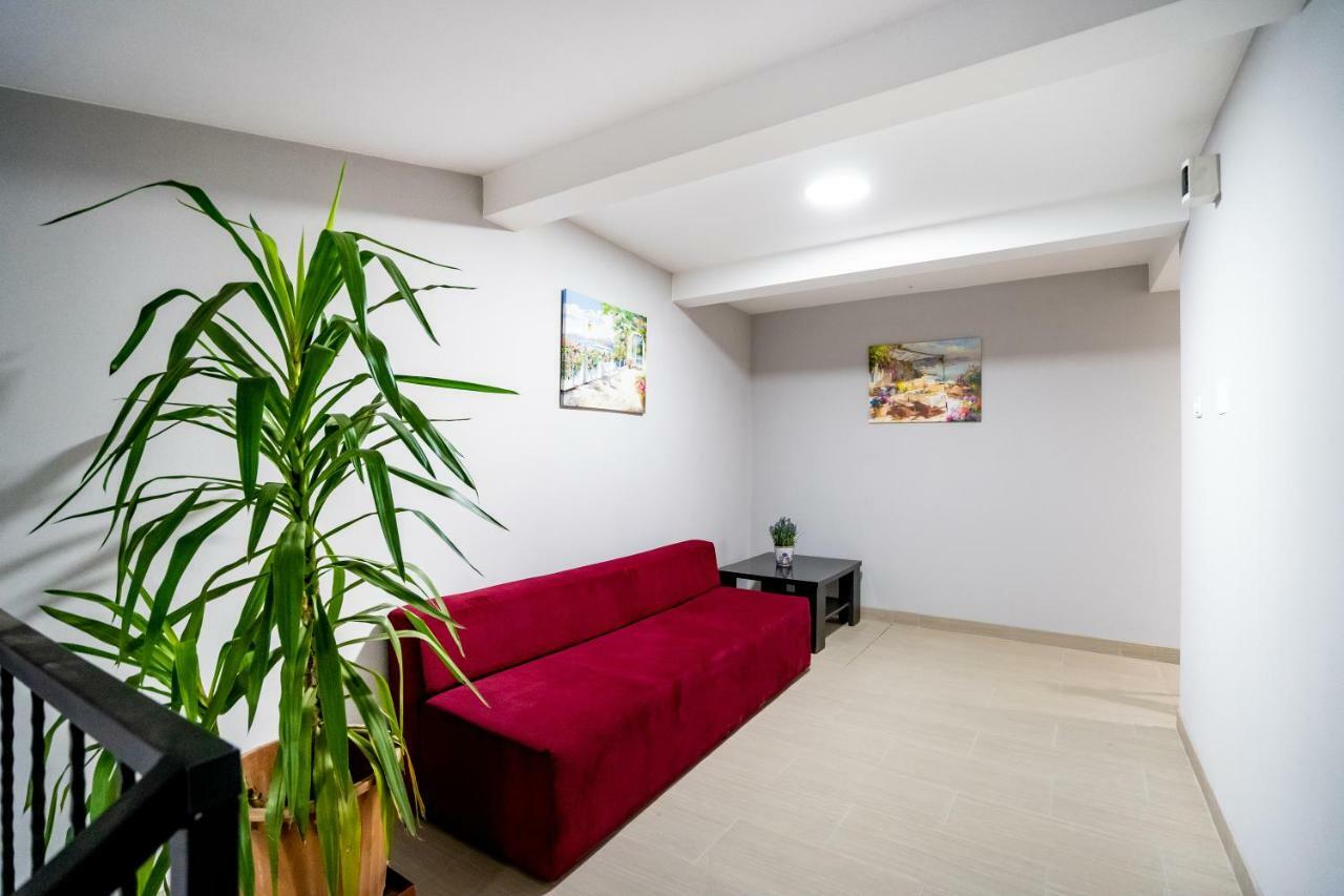 Casa Blum Ξενοδοχείο Lugoj Εξωτερικό φωτογραφία